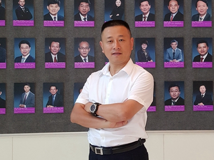 党委委员、副校长 杨珲